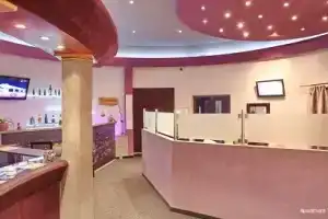 Tash, Белград