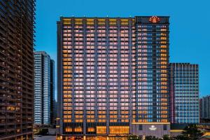 Harbour Plaza Metropolitan Shanghai, Шанхай
