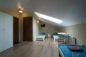 Happy Hotel, Рига