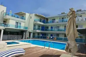 Bristol Sea View Apartments, Кос