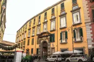 Hotel «Maison Degas», Неаполь