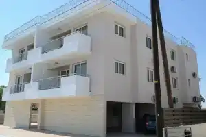 Kiti Deluxe Apartments, Кити
