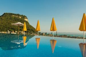 Sky Pool Hotel Sole Garda, Гарда