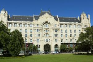 Carlton Hotel Buda Castle, Будапешт