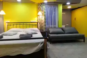 Basement Apartment in center Tbilisi, Цхнети