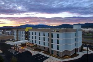 Home2 Suites by Hilton Redding, Реддинг