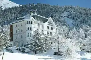 La Collina, Понтрезина