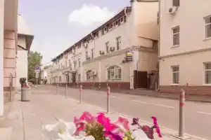Отель «Андрон»