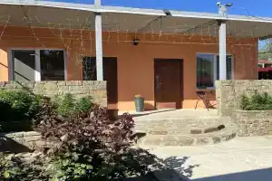 Гостиница «Parwan», Миндальное