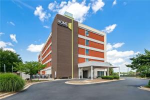 Home2 Suites by Hilton Charlotte Airport, Шарлотт