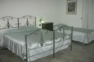 Albergo Bellavista, Латина