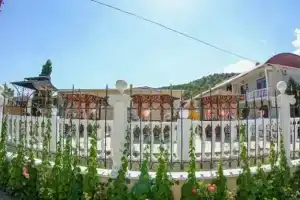 Гостиница «Благодатный двор», Канака