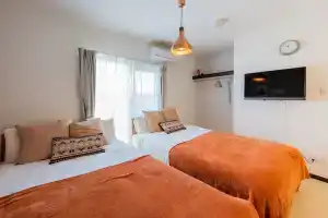 Keystone Hotel, Наха