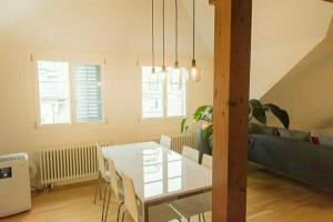 Airhome Zug Neugasse Stadtzentrum, Цуг
