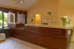 Quality Suites Williamsburg, Уильямсберг