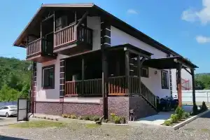 Гостевой дом «White houses», Новомихайловский