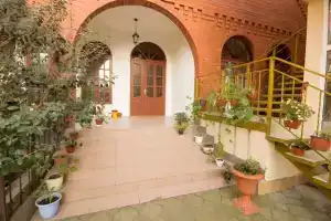 Гостевой дом «Каприз», Вардане