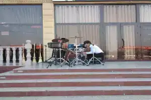 Бустон, Бустон