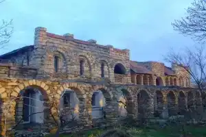 Мини-отель «Романцовский Дворец», Песочное