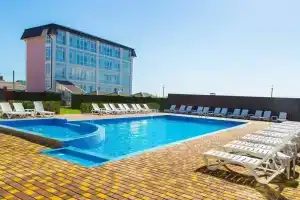 Гостевой дом «Белый Лев», Николаевка