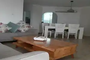 Roomy Apt. w Seaview Fireplace & Netflix, Акко
