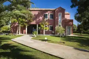 Ionian Dreams Luxurious Country Villas, Свороната