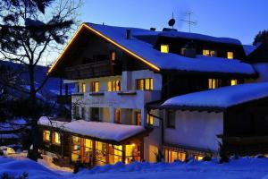 Hotel Monte Paraccia, Мареббе