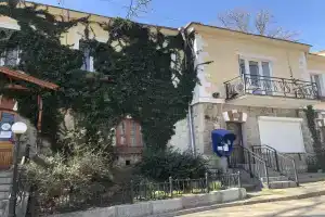 Хостел, Ливадия