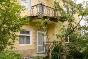 Гостевой дом «Капитанская Дача», Алушта
