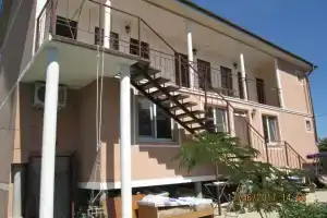 Гостевой дом у Шурика, Витязево