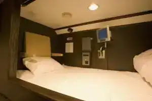 Capsule Cabin Petit Nagoya - Men Only, Нагоя