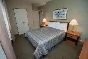 Mcgill Residence Carrefour, Монреаль