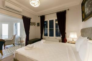 Апарт-отель «Büyük Konak İzmir», Измир