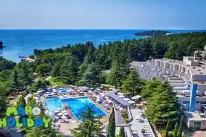 Valamar Koralj Hotel, Крк