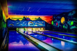 Teke Bowling Centrum Es Sport Hotel, Сегед