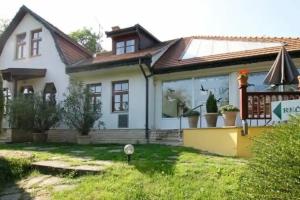 Gréti Wellness és Gyógypanzió, Леаньфалу