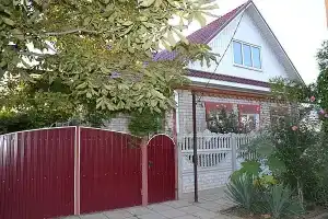 Гостиница «Райский уголок», Тамань