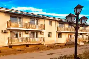 Черномор, Межводное