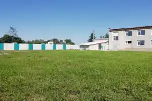 Хостел на Октябрьской, Свободный