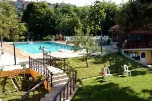 Hotel Hasan Bey, Унье