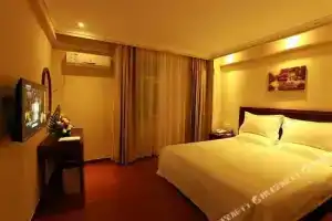 GreenTree Inn Shandong Qingdao Jiaozhou Sanlihe Park Express Hotel, Циндао