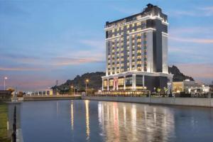 Отель «Doubletree by Hilton Istanbul Umraniye», Стамбул