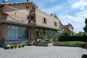 Berny House, Губбио
