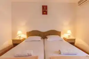 Apartmani Steni, Свети-Стефан