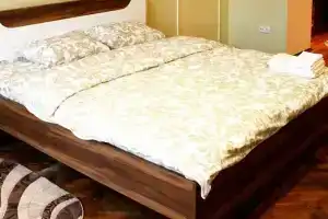 Apartments in the center of the city King-size bed, Львов