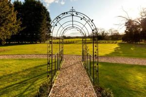 Отель «Mercure Abbots Well», Честер