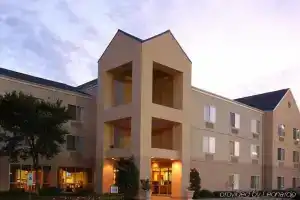 Fairfield Inn & Suites Dallas Medical/Market Center, Даллас