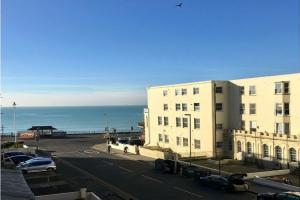 Amherst Brighton, Брайтон
