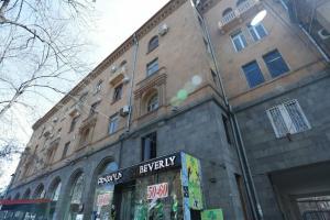 Stay Inn на ул. Абовяна, 36-4, Ереван