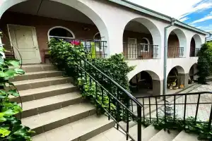 Гостиница «Чайка», Межводное